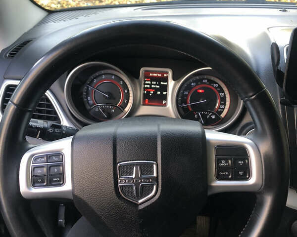 Чорний Додж Джорні, об'ємом двигуна 2.36 л та пробігом 213 тис. км за 10500 $, фото 4 на Automoto.ua