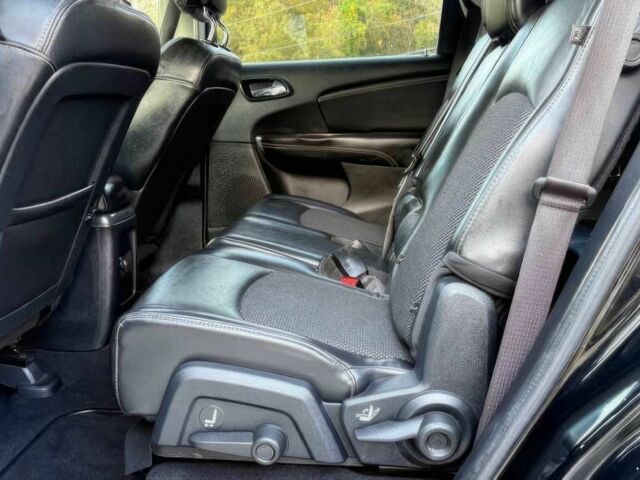 Черный Додж Джорни, объемом двигателя 3.6 л и пробегом 51 тыс. км за 4200 $, фото 7 на Automoto.ua