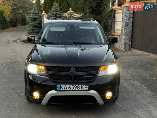 Чорний Додж Джорні, об'ємом двигуна 3.6 л та пробігом 182 тис. км за 10950 $, фото 4 на Automoto.ua