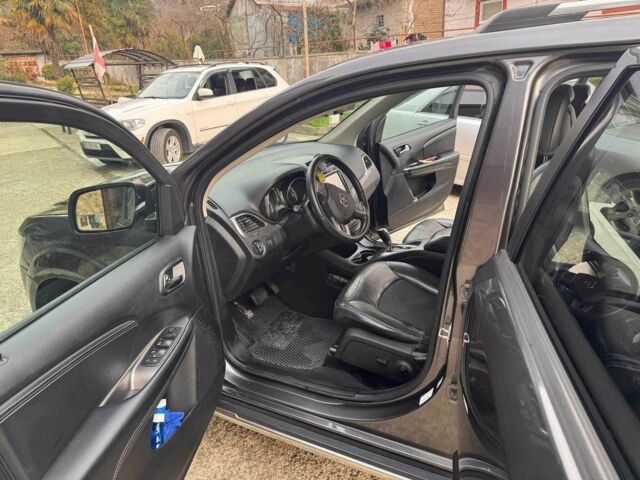 Черный Додж Джорни, объемом двигателя 0 л и пробегом 123 тыс. км за 8700 $, фото 4 на Automoto.ua