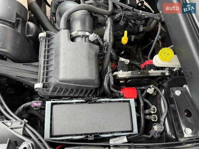 Чорний Додж Джорні, об'ємом двигуна 2.36 л та пробігом 61 тис. км за 13499 $, фото 35 на Automoto.ua