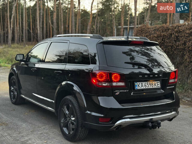 Чорний Додж Джорні, об'ємом двигуна 3.6 л та пробігом 182 тис. км за 10950 $, фото 12 на Automoto.ua