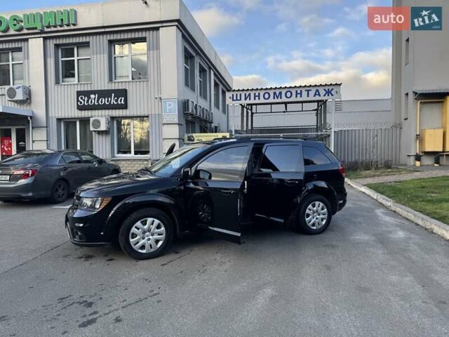 Черный Додж Джорни, объемом двигателя 2.36 л и пробегом 193 тыс. км за 10900 $, фото 16 на Automoto.ua