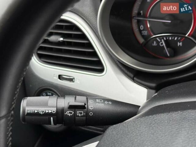 Чорний Додж Джорні, об'ємом двигуна 2.36 л та пробігом 61 тис. км за 13499 $, фото 21 на Automoto.ua