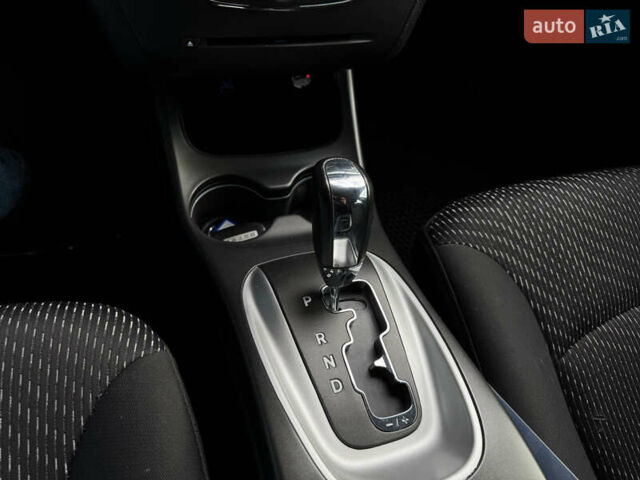 Додж Джорни 2018 в Киеве на Automoto.ua Черный Додж Джорни, объемом двигателя 2.36 л и пробегом 131 тыс. км за 13300 $, фото 11 на Automoto.ua