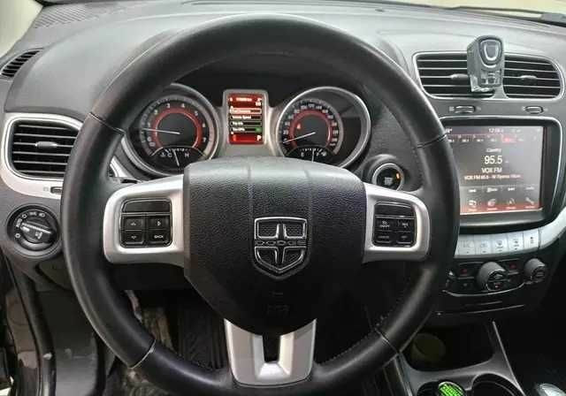 Черный Додж Джорни, объемом двигателя 2.4 л и пробегом 128 тыс. км за 10500 $, фото 9 на Automoto.ua