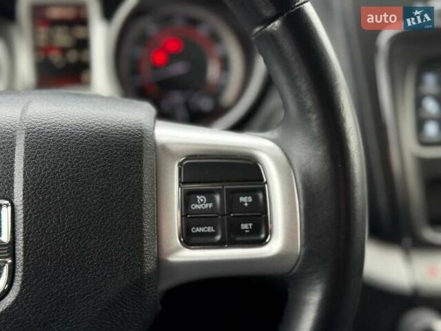 Чорний Додж Джорні, об'ємом двигуна 2.36 л та пробігом 61 тис. км за 13499 $, фото 20 на Automoto.ua