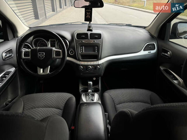 Додж Джорни 2018 в Киеве на Automoto.ua Черный Додж Джорни, объемом двигателя 2.36 л и пробегом 131 тыс. км за 13300 $, фото 10 на Automoto.ua