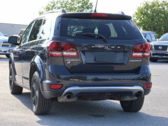 Черный Додж Джорни, объемом двигателя 3.6 л и пробегом 44 тыс. км за 12300 $, фото 7 на Automoto.ua