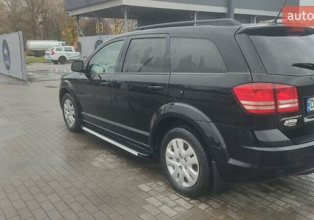 Черный Додж Джорни, объемом двигателя 2.36 л и пробегом 239 тыс. км за 8950 $, фото 7 на Automoto.ua