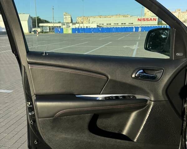 Чорний Додж Джорні, об'ємом двигуна 3.6 л та пробігом 99 тис. км за 15000 $, фото 14 на Automoto.ua