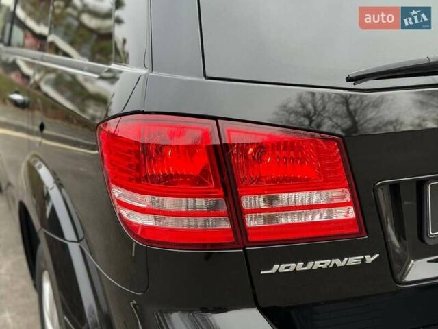 Чорний Додж Джорні, об'ємом двигуна 2.36 л та пробігом 61 тис. км за 13499 $, фото 10 на Automoto.ua
