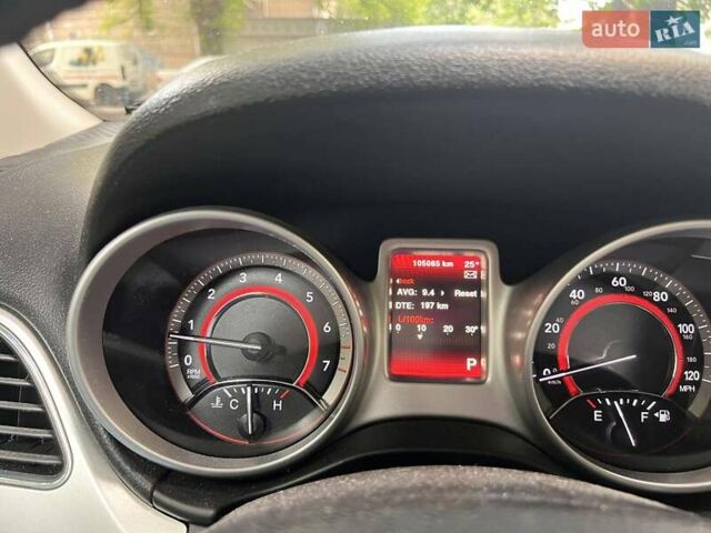 Черный Додж Джорни, объемом двигателя 2.36 л и пробегом 122 тыс. км за 12000 $, фото 7 на Automoto.ua