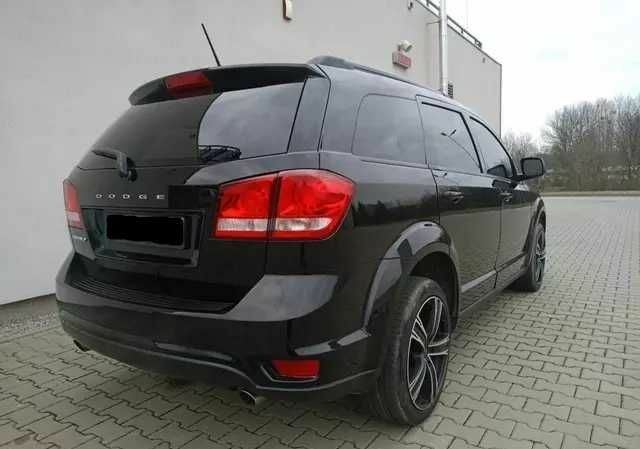 Черный Додж Джорни, объемом двигателя 2.4 л и пробегом 128 тыс. км за 10500 $, фото 4 на Automoto.ua