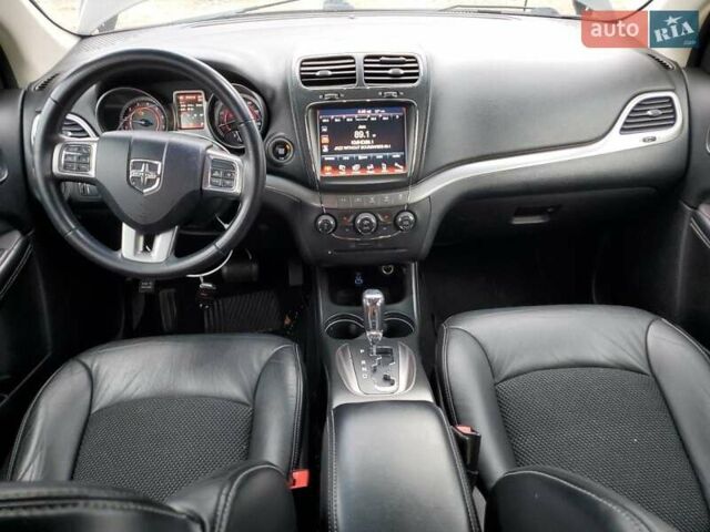 Чорний Додж Джорні, об'ємом двигуна 0 л та пробігом 107 тис. км за 1100 $, фото 7 на Automoto.ua