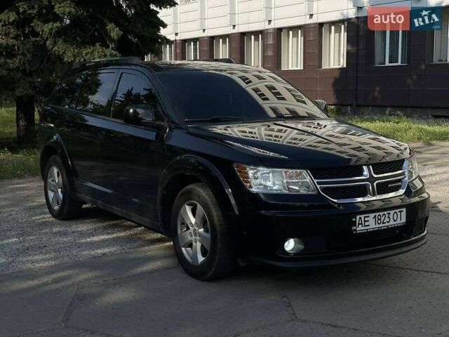Черный Додж Джорни, объемом двигателя 2.4 л и пробегом 75 тыс. км за 13800 $, фото 6 на Automoto.ua