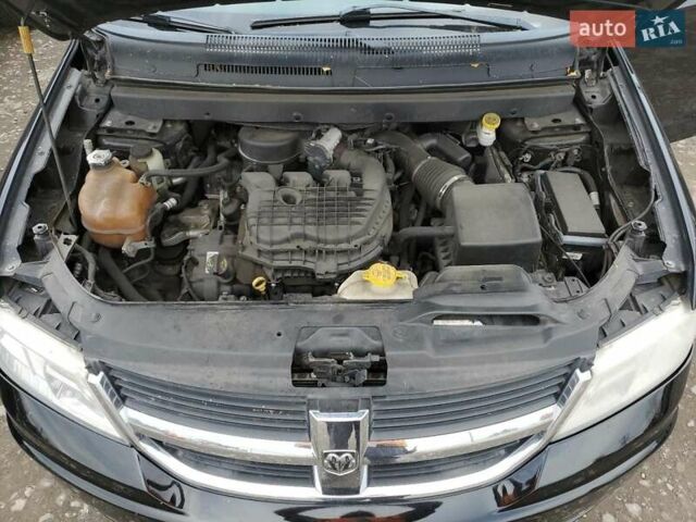 Чорний Додж Джорні, об'ємом двигуна 0 л та пробігом 107 тис. км за 1100 $, фото 11 на Automoto.ua