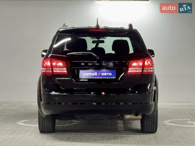 Додж Джорни 2018 в Киеве на Automoto.ua Черный Додж Джорни, объемом двигателя 2.36 л и пробегом 131 тыс. км за 13300 $, фото 5 на Automoto.ua