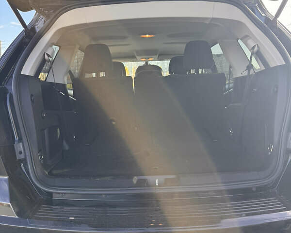 Черный Додж Джорни, объемом двигателя 2.36 л и пробегом 221 тыс. км за 11800 $, фото 12 на Automoto.ua