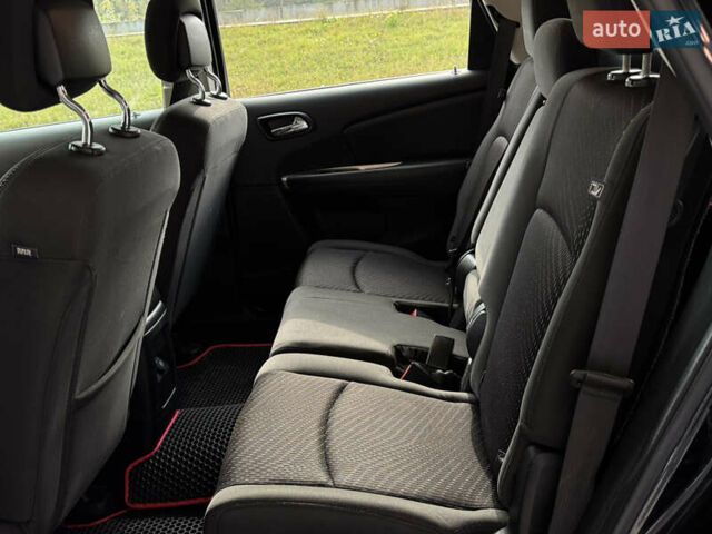 Додж Джорни 2018 в Киеве на Automoto.ua Черный Додж Джорни, объемом двигателя 2.36 л и пробегом 131 тыс. км за 13300 $, фото 17 на Automoto.ua