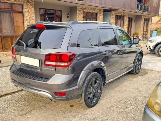 Черный Додж Джорни, объемом двигателя 0 л и пробегом 123 тыс. км за 8700 $, фото 1 на Automoto.ua