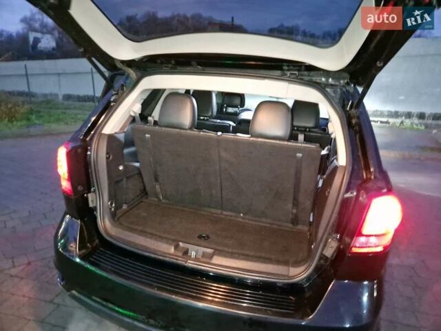 Черный Додж Джорни, объемом двигателя 3.6 л и пробегом 172 тыс. км за 15200 $, фото 7 на Automoto.ua