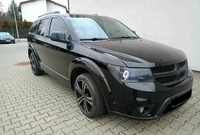 Черный Додж Джорни, объемом двигателя 2.4 л и пробегом 128 тыс. км за 10500 $, фото 1 на Automoto.ua