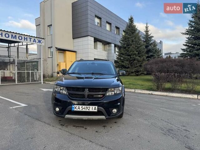 Черный Додж Джорни, объемом двигателя 2.36 л и пробегом 193 тыс. км за 10900 $, фото 1 на Automoto.ua