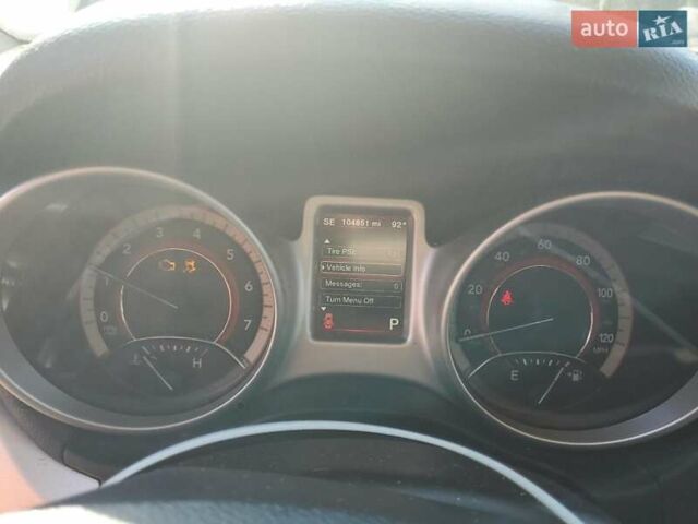 Черный Додж Джорни, объемом двигателя 2.36 л и пробегом 160 тыс. км за 10500 $, фото 4 на Automoto.ua