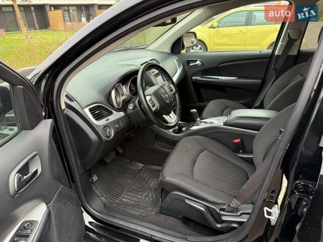 Чорний Додж Джорні, об'ємом двигуна 2.36 л та пробігом 61 тис. км за 13499 $, фото 11 на Automoto.ua