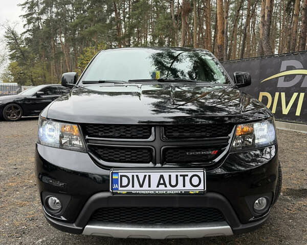 Черный Додж Джорни, объемом двигателя 3.6 л и пробегом 120 тыс. км за 16200 $, фото 1 на Automoto.ua