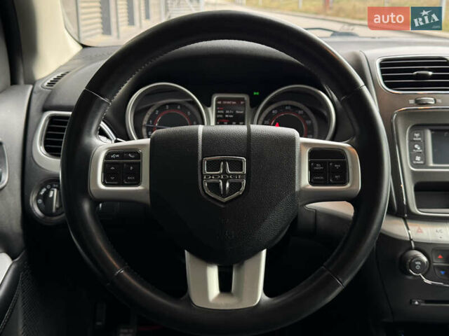 Додж Джорни 2018 в Киеве на Automoto.ua Черный Додж Джорни, объемом двигателя 2.36 л и пробегом 131 тыс. км за 13300 $, фото 8 на Automoto.ua