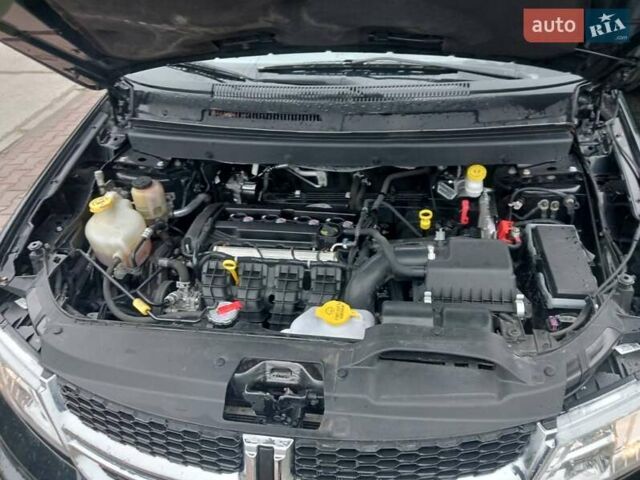 Чорний Додж Джорні, об'ємом двигуна 2.4 л та пробігом 156 тис. км за 9200 $, фото 2 на Automoto.ua