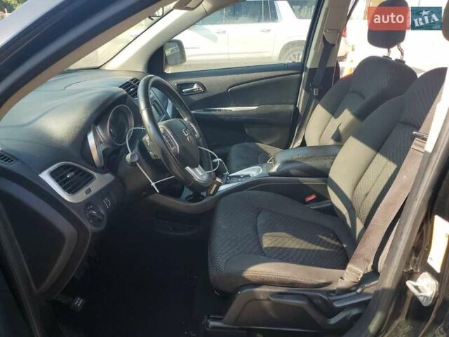 Черный Додж Джорни, объемом двигателя 2.36 л и пробегом 160 тыс. км за 10500 $, фото 5 на Automoto.ua