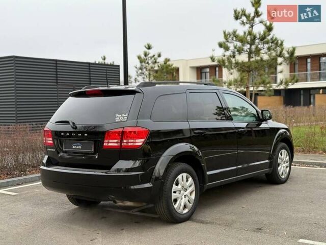 Чорний Додж Джорні, об'ємом двигуна 2.36 л та пробігом 61 тис. км за 13499 $, фото 5 на Automoto.ua