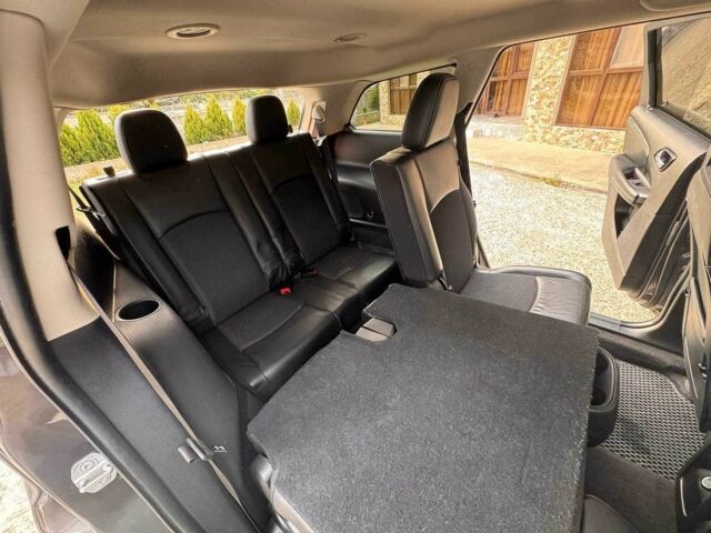 Черный Додж Джорни, объемом двигателя 0 л и пробегом 123 тыс. км за 8700 $, фото 7 на Automoto.ua