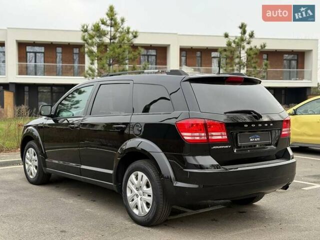 Чорний Додж Джорні, об'ємом двигуна 2.36 л та пробігом 61 тис. км за 13499 $, фото 3 на Automoto.ua