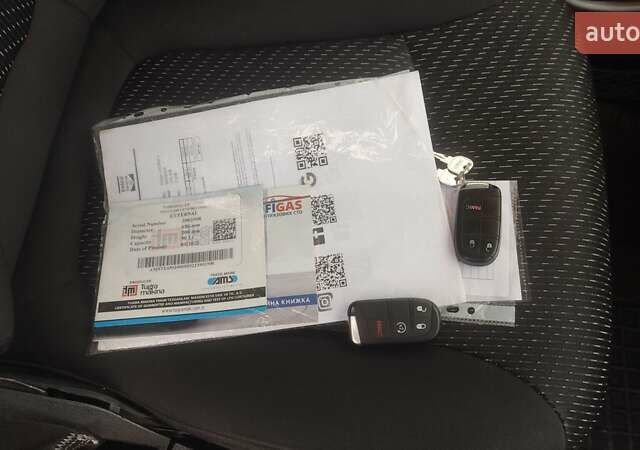 Черный Додж Джорни, объемом двигателя 2.36 л и пробегом 239 тыс. км за 8950 $, фото 13 на Automoto.ua