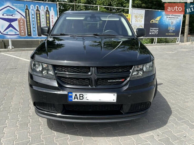 Черный Додж Джорни, объемом двигателя 2.36 л и пробегом 185 тыс. км за 12000 $, фото 13 на Automoto.ua