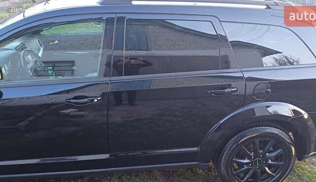 Чорний Додж Джорні, об'ємом двигуна 2.36 л та пробігом 68 тис. км за 15800 $, фото 7 на Automoto.ua