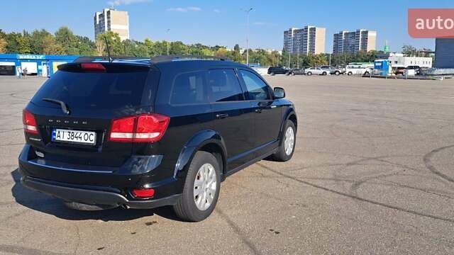 Черный Додж Джорни, объемом двигателя 2.4 л и пробегом 96 тыс. км за 12300 $, фото 4 на Automoto.ua