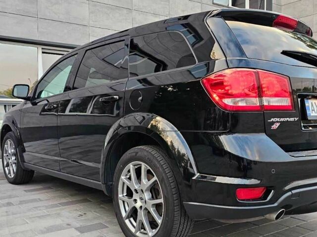 Чорний Додж Джорні, об'ємом двигуна 3.6 л та пробігом 112 тис. км за 16300 $, фото 4 на Automoto.ua