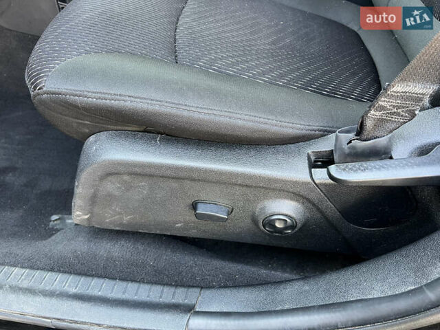 Черный Додж Джорни, объемом двигателя 2.36 л и пробегом 48 тыс. км за 14000 $, фото 34 на Automoto.ua