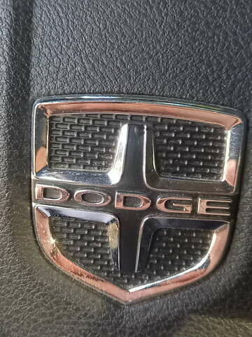 Чорний Додж Джорні, об'ємом двигуна 2.36 л та пробігом 80 тис. км за 12900 $, фото 7 на Automoto.ua