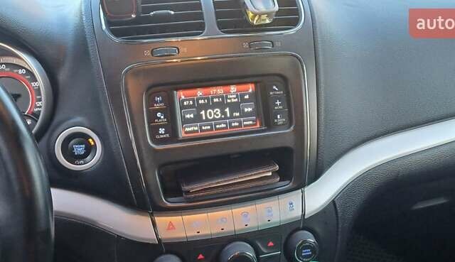 Чорний Додж Джорні, об'ємом двигуна 2.36 л та пробігом 68 тис. км за 15800 $, фото 1 на Automoto.ua