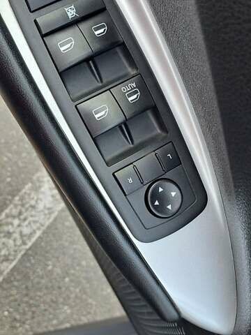 Черный Додж Джорни, объемом двигателя 2.4 л и пробегом 96 тыс. км за 12300 $, фото 22 на Automoto.ua