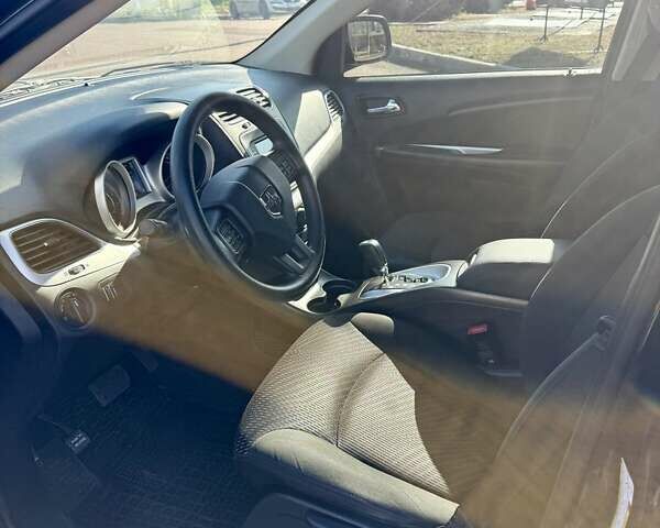 Чорний Додж Джорні, об'ємом двигуна 2.4 л та пробігом 196 тис. км за 10400 $, фото 13 на Automoto.ua