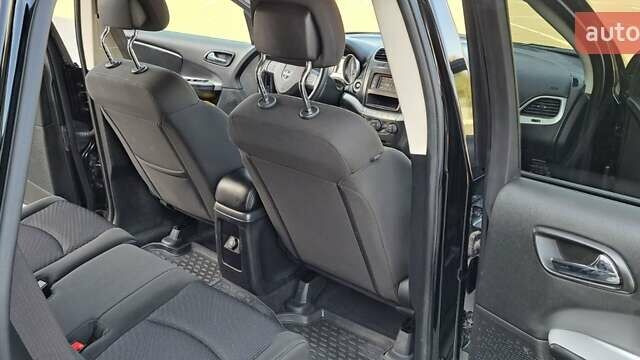 Черный Додж Джорни, объемом двигателя 2.4 л и пробегом 96 тыс. км за 12300 $, фото 12 на Automoto.ua
