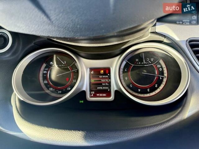 Чорний Додж Джорні, об'ємом двигуна 2.4 л та пробігом 196 тис. км за 10400 $, фото 9 на Automoto.ua