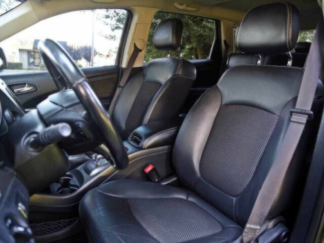 Додж Джорни 2019 в Львове на Automoto.ua Черный Додж Джорни, объемом двигателя 3.6 л и пробегом 44 тыс. км за 3800 $, фото 8 на Automoto.ua